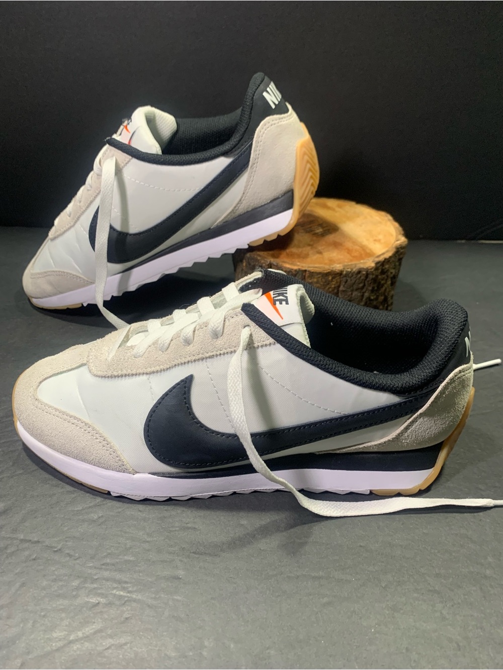 Nike Pacific Women White Black Sneakers Shoe Size-8.5